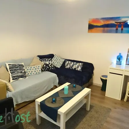 Appartement Basque Getaway - Center & Main *