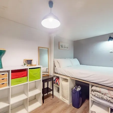 Appartement Basque Getaway - Center & Main